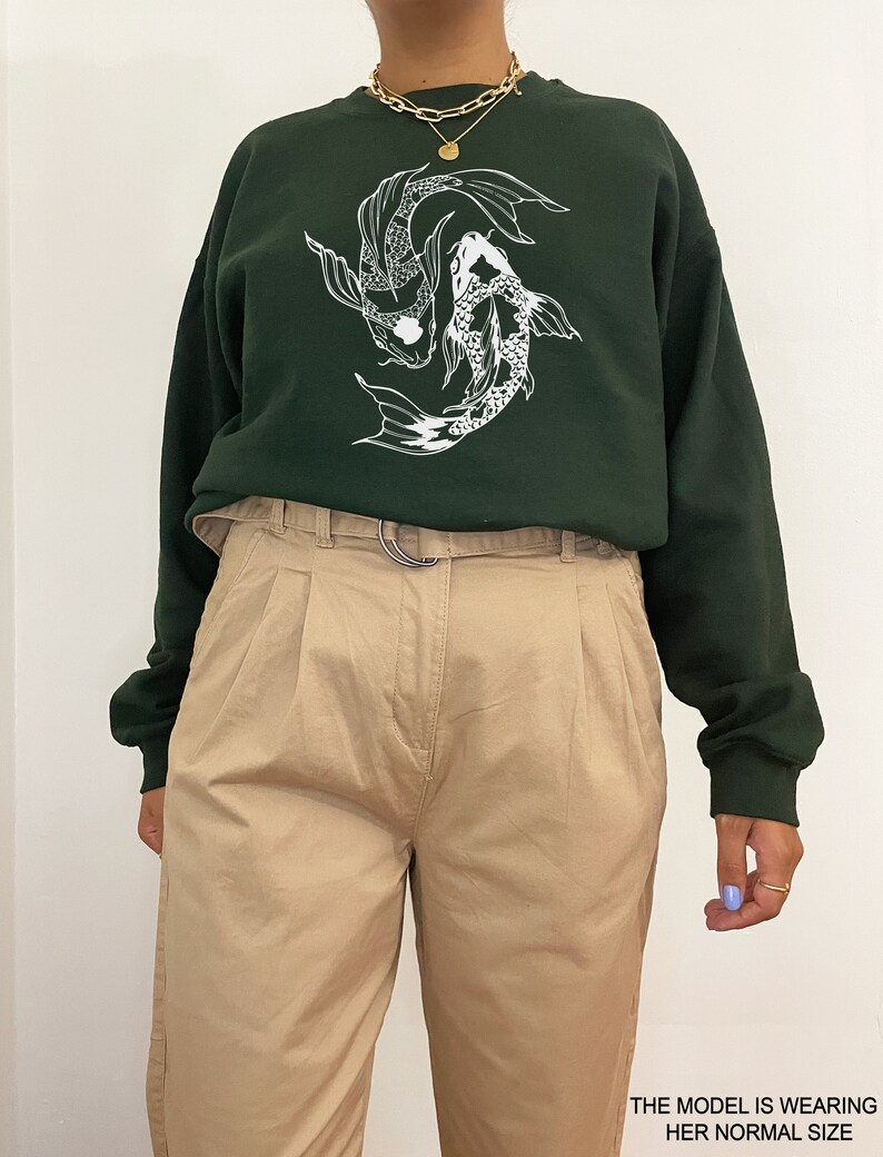Koi Fisch Shirt Aesthetic Japanese Streetwear Indie Kleidung Vintage Oversized Crewneck Sweatshirt Alt Grunge Edgy Mall Goth Kleidung Y2K Bild 3