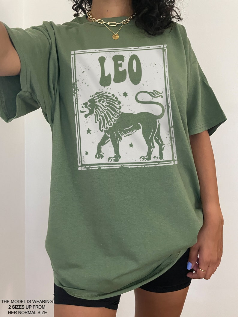 Leo Shirt Zodiac tee Leo Birthday Gift Astrology Clothing Trendy Vintage Oversized tshirt Indie Cothes Aesthetic Alt Clothing Tarot Card image 1