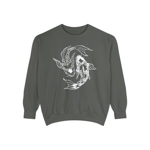 Koi Fish Sweatshirt Japanese Streetwear Crewneck Sweatshirt Oversized Comfort Colors Graphic Vintage Sweatshirt Cute Crewneck Alt Clothing image 4
