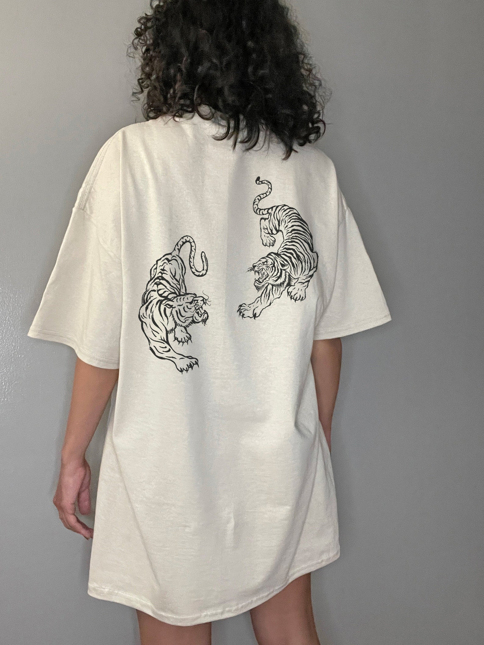 aesthetic oversized graphic tees