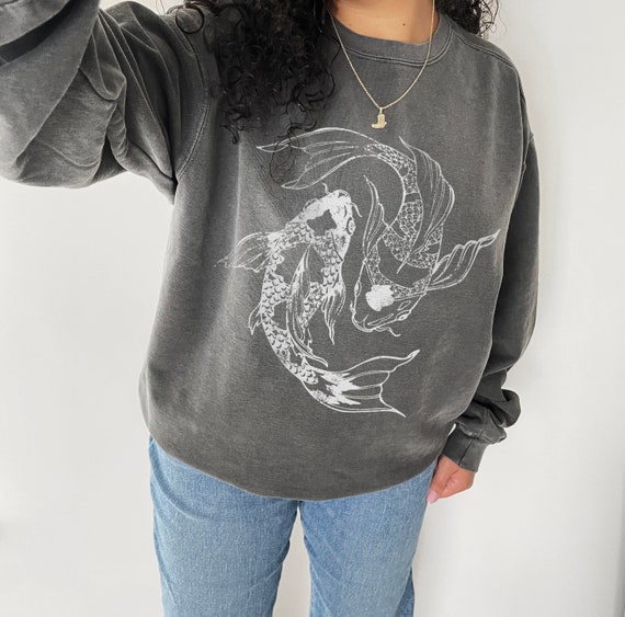 Koi Fish Sweatshirt Japanese Streetwear Crewneck Sweatshirt Oversized Comfort Colors Graphic Vintage Sweatshirt Cute Crewneck Alt Clothing
