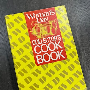 1970 Woman&#39;s Day Collector&#39;s Cookbook with Extra Recipe Inserts Vintage Collector&#39;s Cookbooks Cookies Cakes Pies Breads