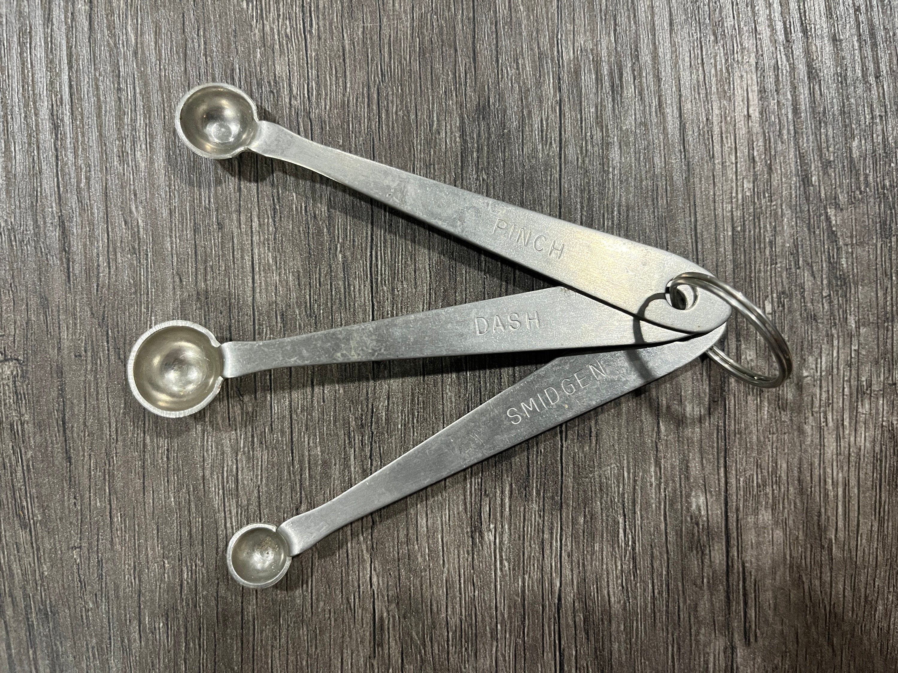Vintage EKCO Set of 4, Stainless Steel Nested Measuring Spoons 4 3