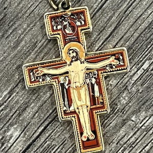Vintage 1-1/2&quot; Colorful Crucifix Pendant Jesus Christ Vintage Catholic Religious