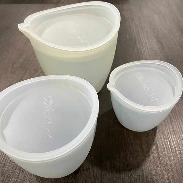 Set of 3 Pampered Chef Silicone Prep Bowls Measuring Cups Flexible Nesting with Lids 1, 2 and 3 Cup Measures