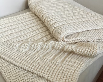 Blanket knitting pattern for many sizes . Easy throw blanket pattern for beginner . Cozy blanket knit pattern