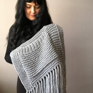 Knitted Scarf Pattern , Boho Scarf Knitting Tutorial , Chunky Shawl Knitting Pattern , Easy Knit Scarf Pattern for Beginners