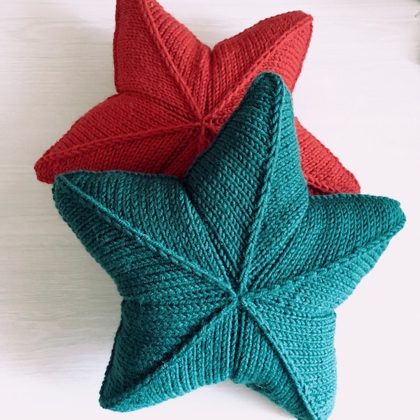 Knit Star Pillow Pattern . Knit star decor pattern for Christmas, New Year, and St. Patrick's Day . Knit pattern for beginner .