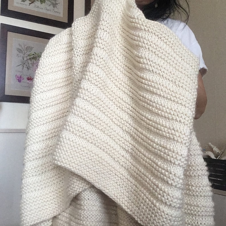 Blanket knitting pattern for many sizes . Easy throw blanket pattern for beginner . Cozy blanket knit pattern image 4