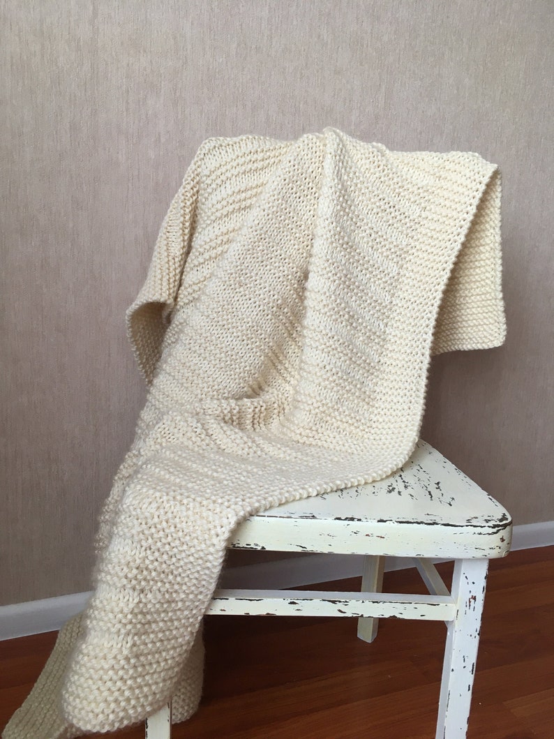 Blanket knitting pattern for many sizes . Easy throw blanket pattern for beginner . Cozy blanket knit pattern image 7