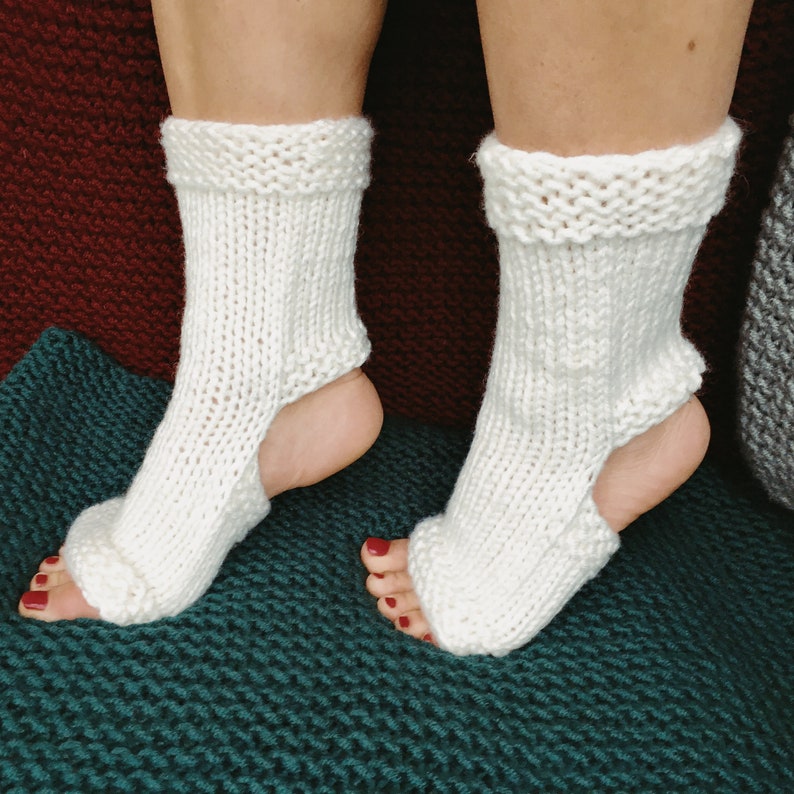 Corki Ultimate Flip Flop Sock Pattern Knitting Hand knit toeless