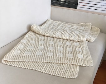 Blanket knitting pattern for Beginner . Easy throw blanket pattern for beginner . Cozy blanket knit pattern . Baby blanket pattern