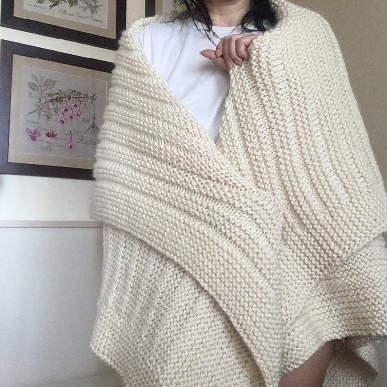 Blanket knitting pattern for many sizes . Easy throw blanket pattern for beginner . Cozy blanket knit pattern image 9