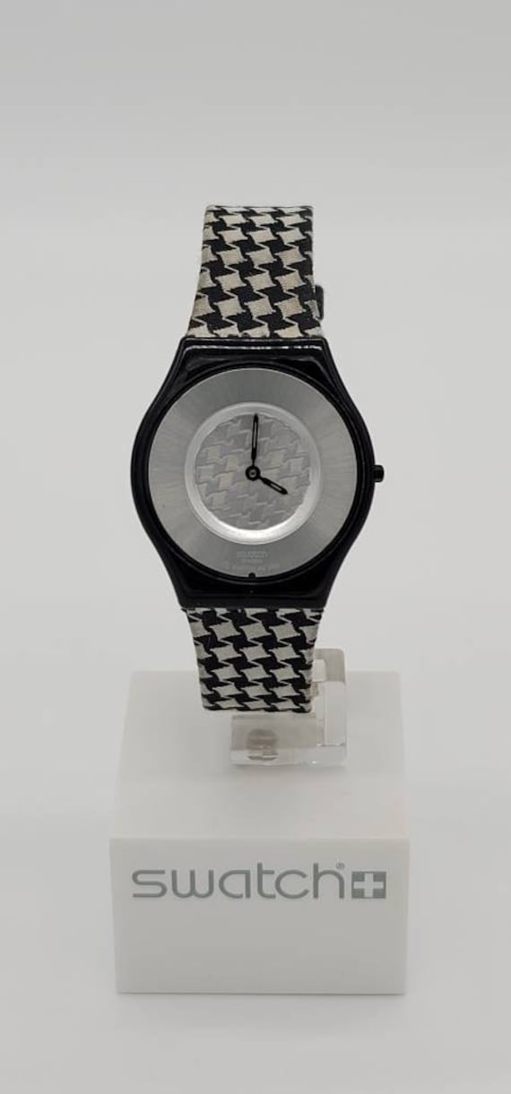 Vintage Super Slim Swatch V8 Swiss Made Watch Sil… - image 1