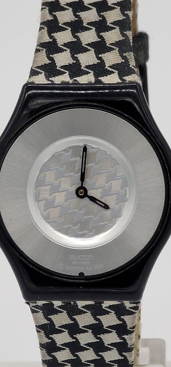 Vintage Super Slim Swatch V8 Swiss Made Watch Sil… - image 3