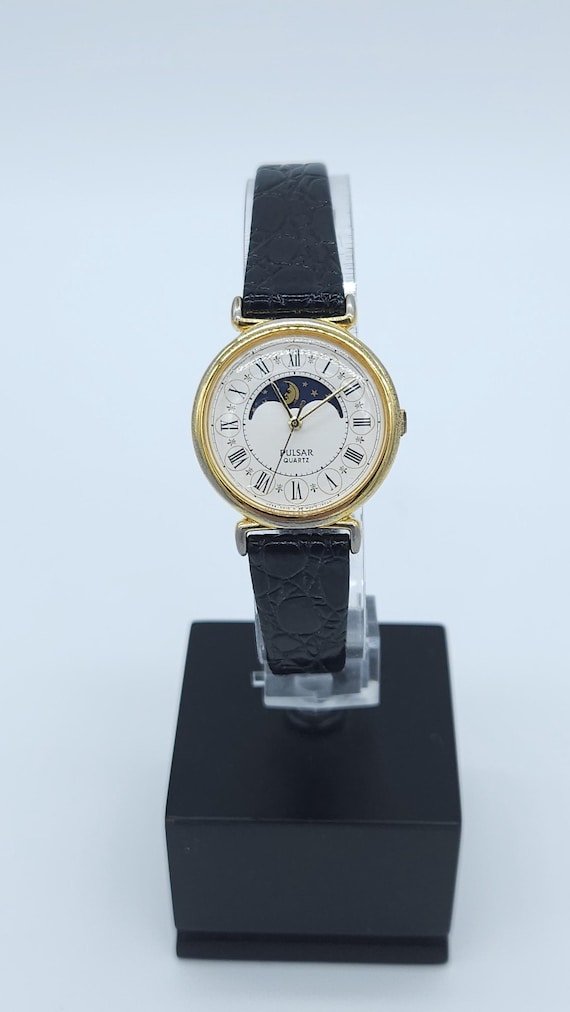Vintage Lady's Awesome Pulsar by Seiko Moon Phase Day Sun