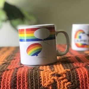 Vintage Rainbow Multicolor Balloon mug