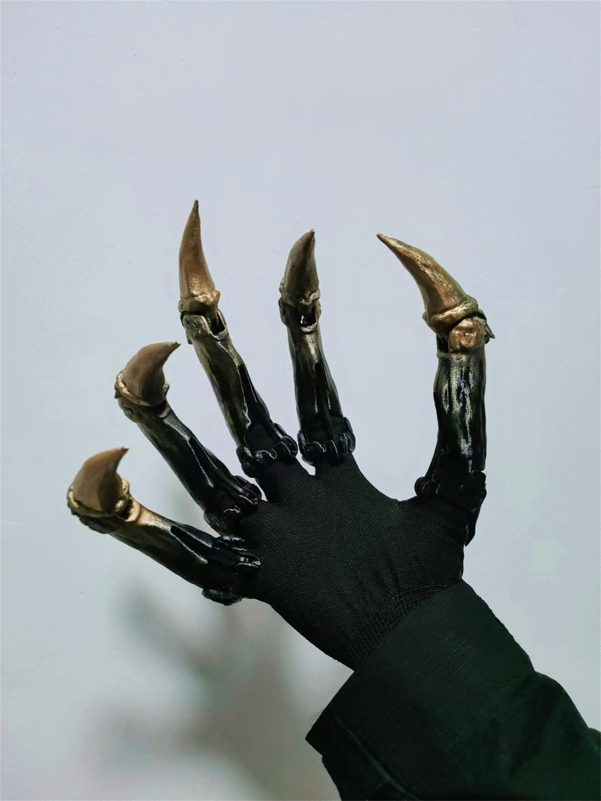 Halloween Horrible claw Skull Claw,Gold Tech Paws Claw, Robot Blades Fingers, Mechanical Gauntlet Gloves Joints movable Claws, Skeleton claw