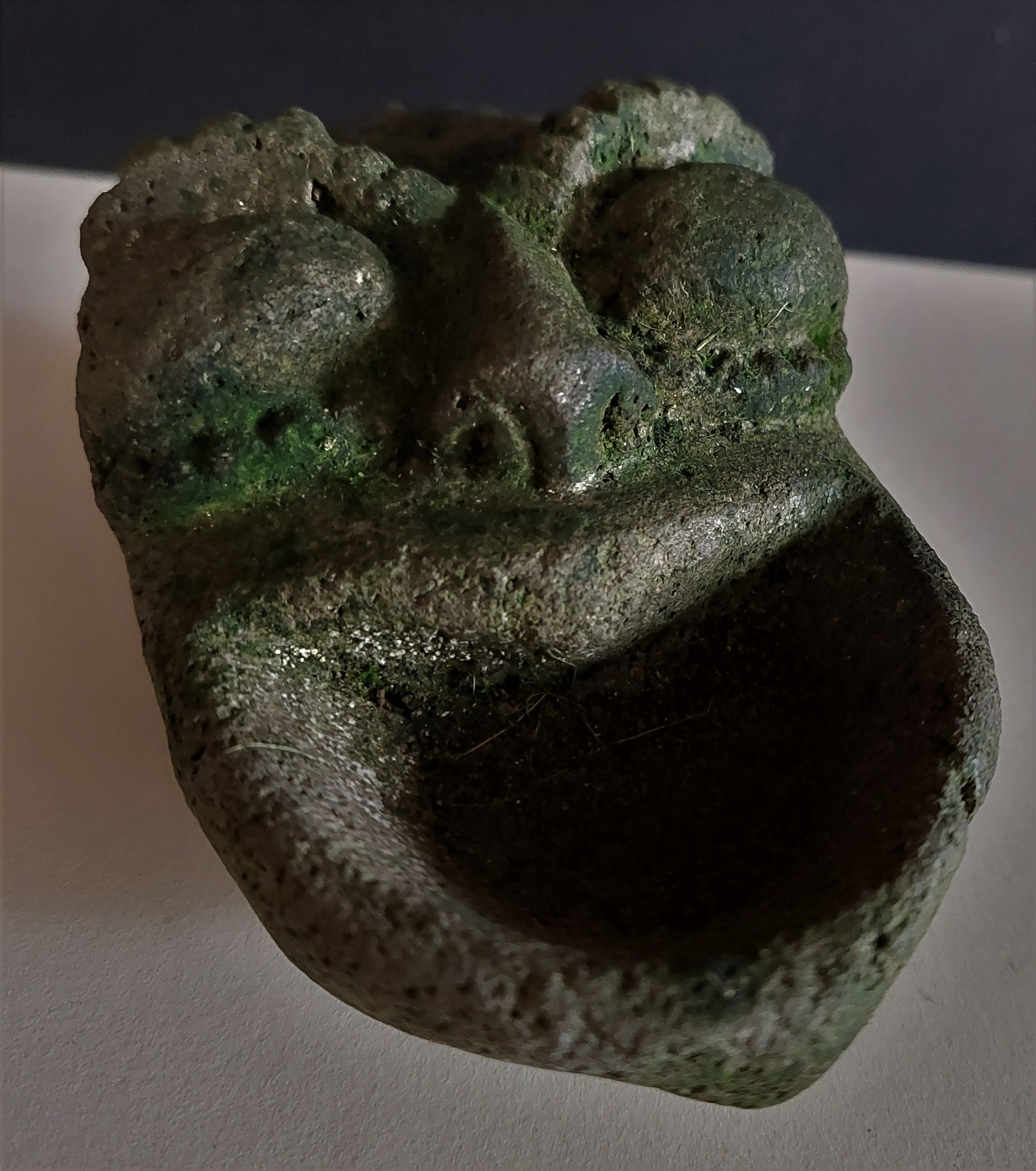 Pacifique Oceanie Figure en Pierre Volcanique