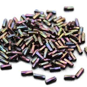 Size 4 Purple Iris Twisted Bugle Beads, 20/50/100 Grams Pack, Vintage Czech Beads, Embroidery Beads,Jewelry Beads, Craft Supply