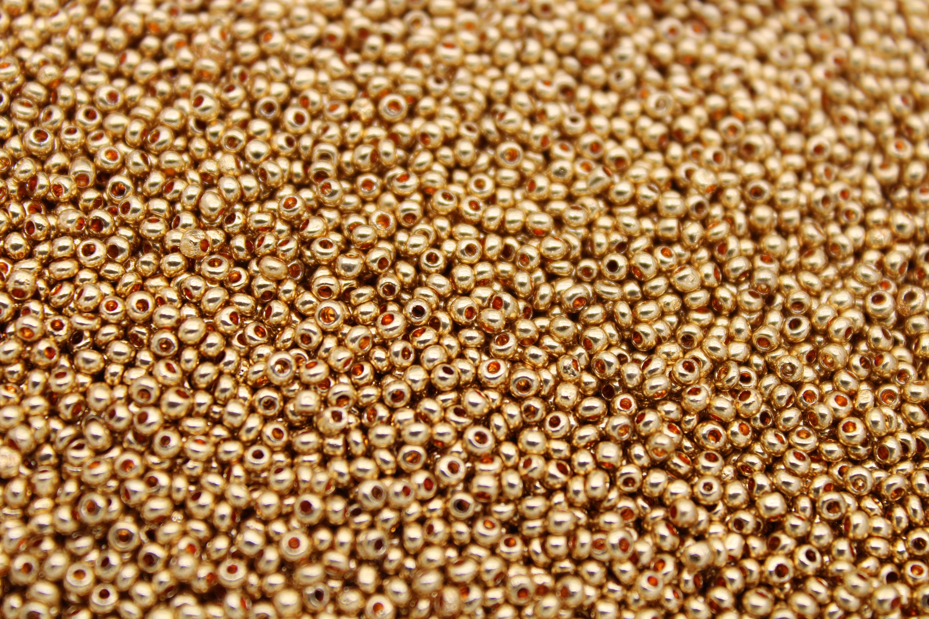 11/0 Uni Gold Metallic Seed Beads Taiwan Seed Beads 