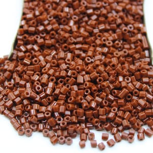11/0 2 Taglio, Wenge Marrone Opaco, Perline di semi ceche in vetro esagonale, Confezione da 20/50/100 grammi, Perline Preciosa Ornella, Perline ricamate, Risultati di gioielli