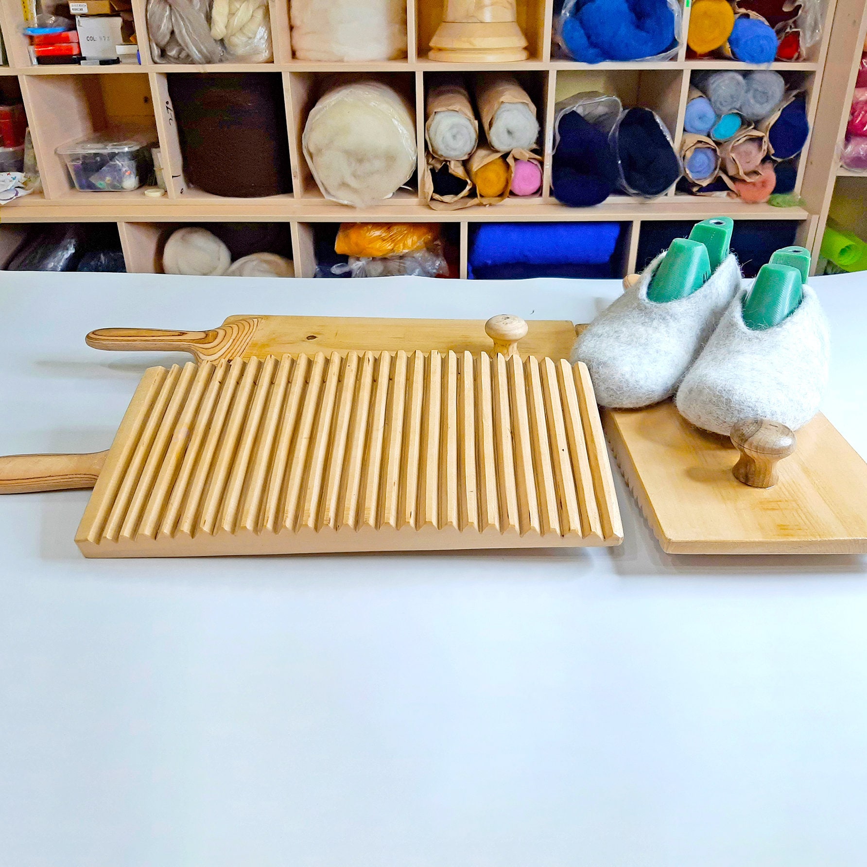 Handmade Wood Felting Washboard: DIY Wool Felting Tool