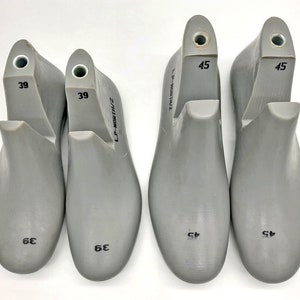 Plastic Boot Last, Shoe Mold for Custom made Shoes, Vintage Shoe Last Men, Sizes US 7-8/ EU 40-41