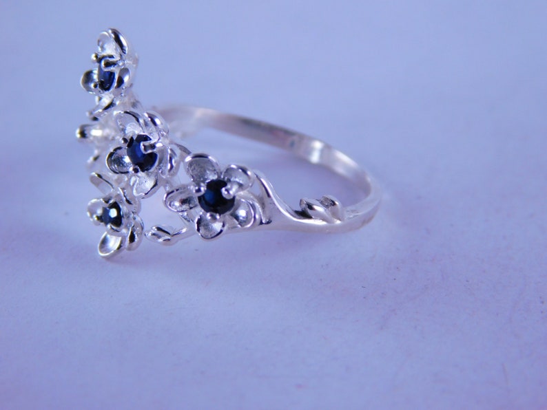 D63467 Sterling Sliver Size 7.25 5 2.5MM Sapphires