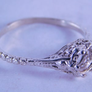 6040 Sterling Silver Ring Setting, 5.5 MM Round Faceted Gemstone, Size 8.25 [Free Shipping and Sizing]