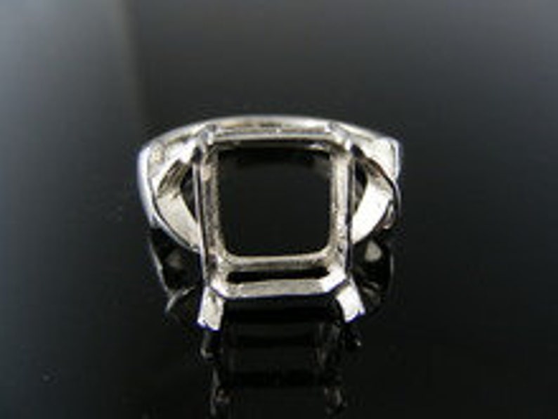 Size 6.25 DR28 Sterling Silver Ring Setting 12x10 MM Emerald Stone