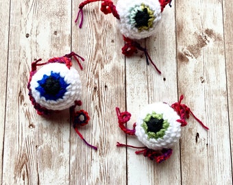 crochet eyeball with nerves for cat toys with catnip and pet rattle funny unique handmade kittens toys cat balls kickers puch gifts busy cat