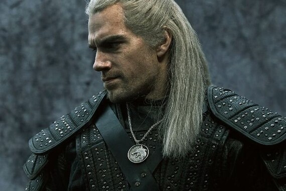 Witcher Netflix Geralt Exact Medallion 