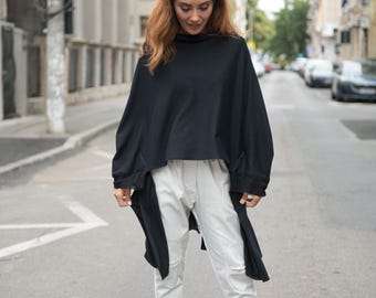 Black Cotton Knit Poncho, One Size, with Tulle Cuffs – Versatile Layering Piece