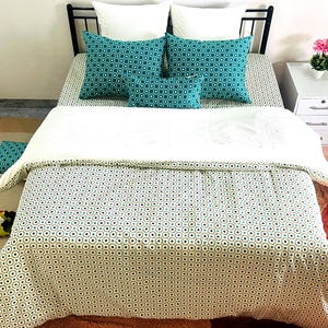 5-Pcs cotton quilt cover,  printed duvet cover Floral bedding set with zipper closure, Luxury soft duvet set with pillowcase.