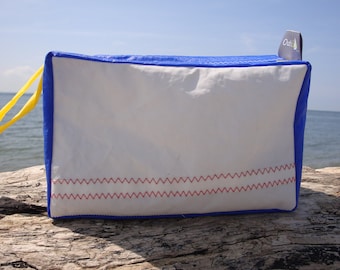 Washbag made from used sails