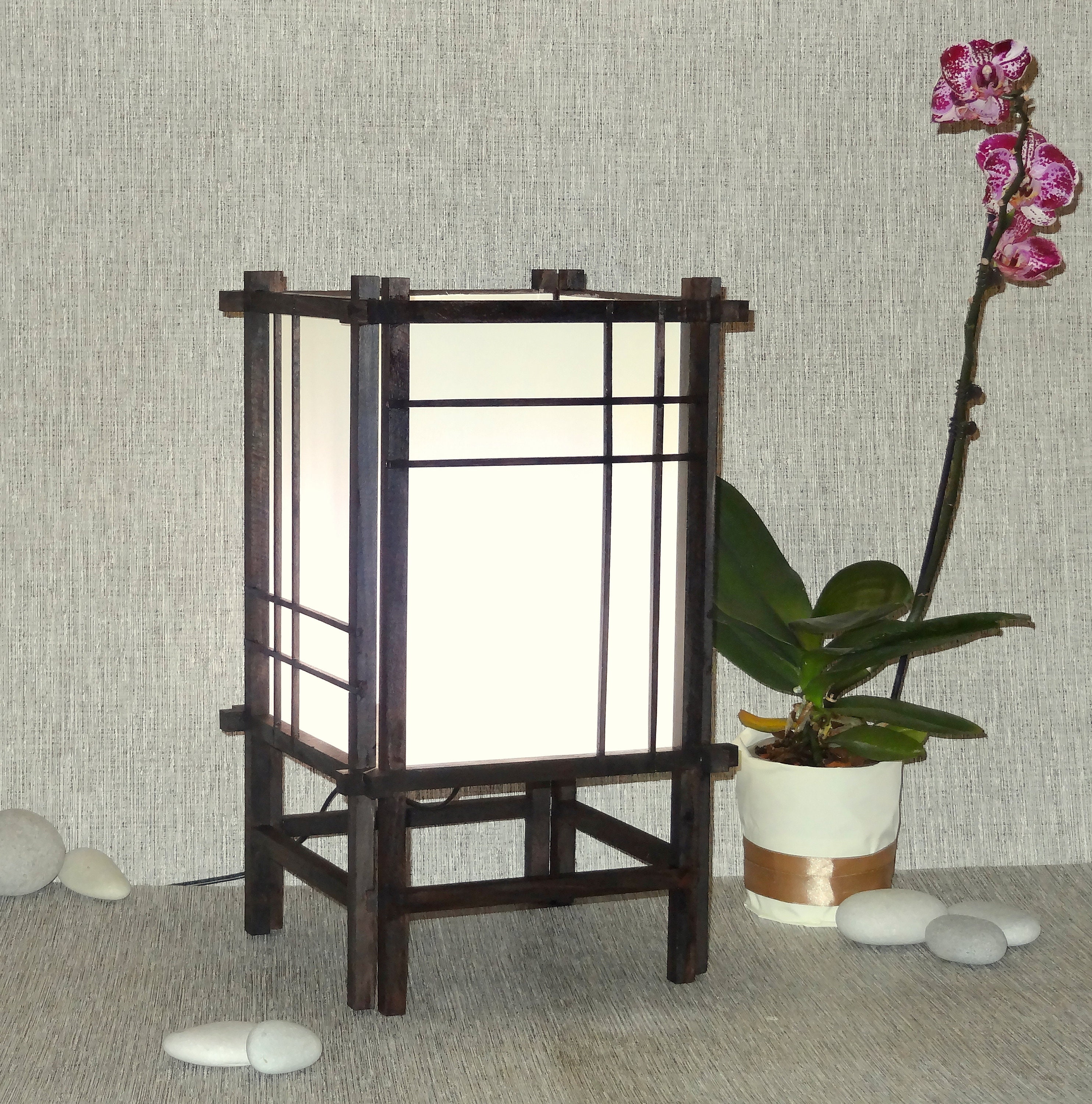 Japanese lamp shoji. Lamp made of wood and silk fabric. Etsy