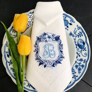 Embroidered Easter Napkins, Monogrammed Table Linens, Spring Fall Autumn Thanksgiving Christmas Chinoiserie Customized Wedding Mothers' Gift