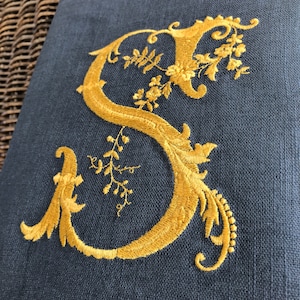 Embroidered Golden Single Monogram Linen Guest Towel, Tea Towels, Kitchen Towel,, Vintage Guest Hand Towel, Personalized Mother&#39; Day Gift