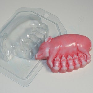 MOMMY PIGGY MOLD, Soap Mold, Bath Bomb Mold, Farm Animals Mold, Piglets Chocolate Mold, Fondant Mold, Cake Decoration, Candle Wax Mold