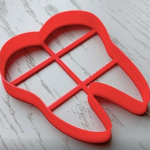 TOOTH COOKIE CUTTER, Fondant Cutter, Dental Theme Cake Decoration, Plastic Cookie Cutter, Molar Tooth, Dentist Cake Decor, Medical, Doctor