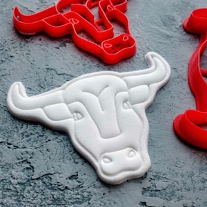 BULL COOKIE CUTTER, Fondant Cutter, Farm Animals Cake Decoration, Cow Theme Mold, Plastic Food Grade Cookie Cutter, Fast Shipping, Shapem