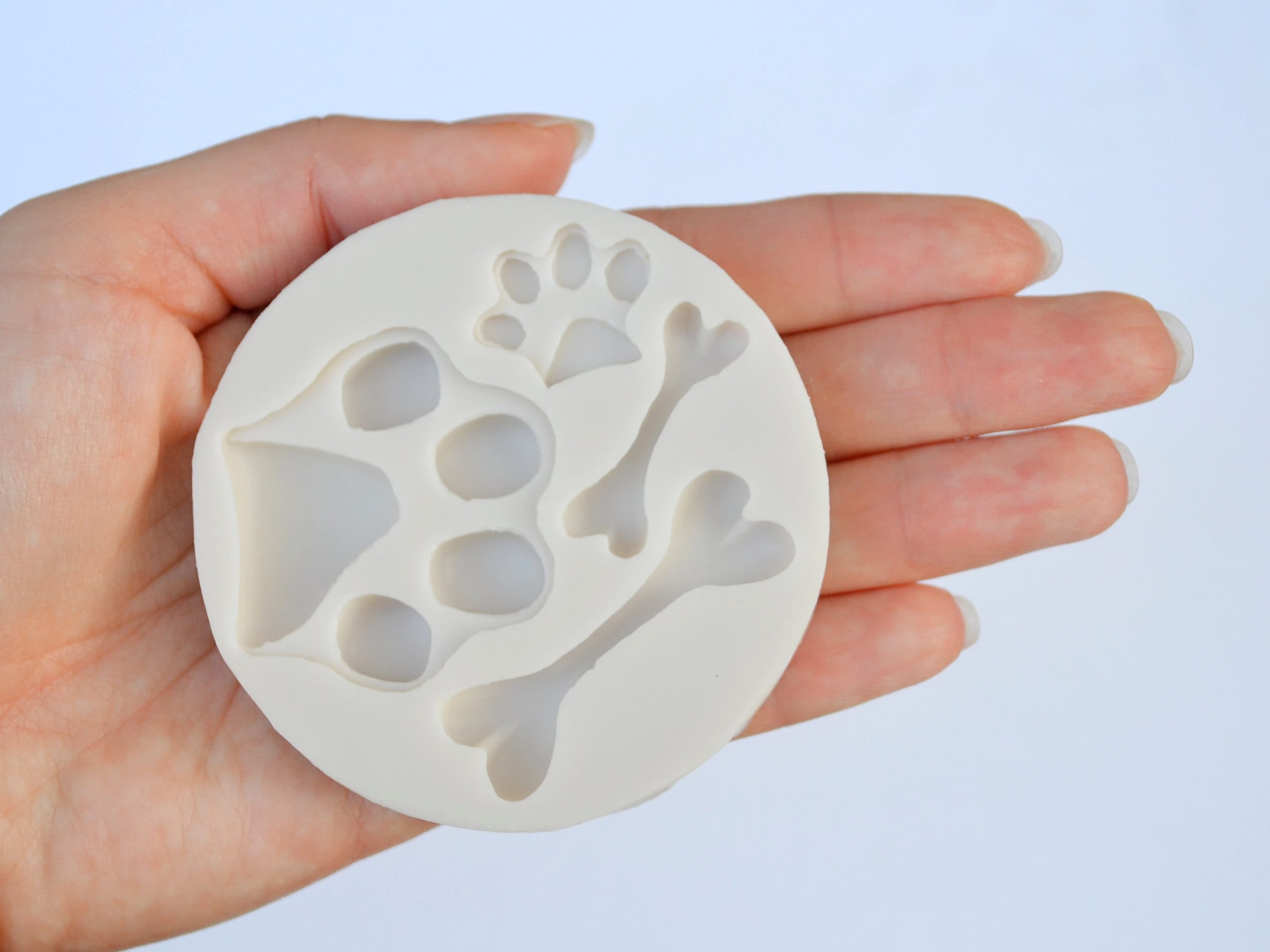 PAW & BONE MOLD 4 Cavity Silicone Mold Dog Paw Print Mold Etsy