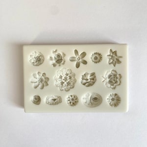 FLORAL VARIETY MOLD (Mini), Fondant Mold, 14 Cavity Highly Detailed Cupcake Decoration Mold, Mini Roses Mold, Spring Mold, Resin Mold, Clay