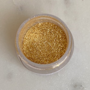 Edible Glitter by Sprinklify - BRIGHT GOLD - Food Grade High Shine Dust for Cakes, Cupcake Decorating, Baking Supplies, Made in USA
