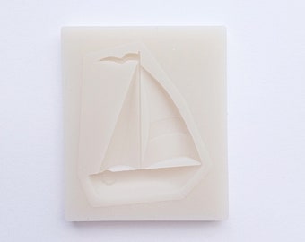 MINI BOAT MOLD, Sailboat Mold, Fondant Mold, Nautical Cake Decoration, Sea Theme Resin Mold, Miniature Boat Mold for Treats, Clay Mold