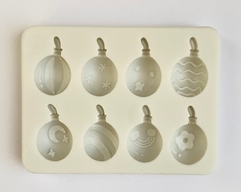 MOULE POUR ORNEMENTS DE NOL, moule à fondant pour sapin de Noël, décoration de cupcakes de vacances d'hiver, moule pour friandises, pays des merveilles de l'hiver, moule en résine