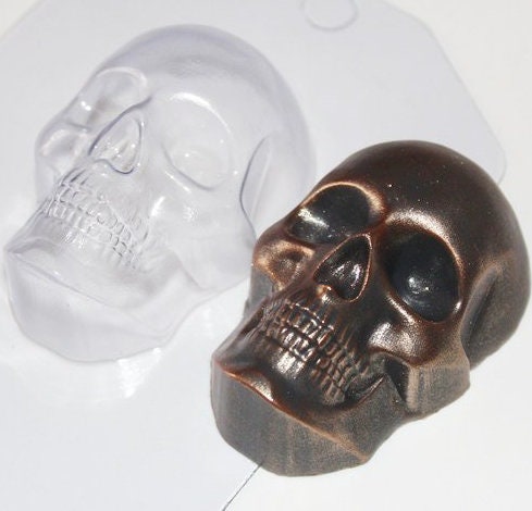 Skull Plastic Candy Mold, 24 Cavities 