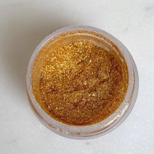 Edible Glitter by Sprinklify - ROYAL GOLD - Food Grade High Shine Dust for Cakes, Cupcake Decorating, Baking Supplies, Made in USA