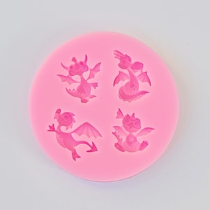 DRAGONS MOLD, Dragon Shaped Fondant Mold, Dinosaurs Chocolate Mold, Mini Dragons Theme Candy Mold, Cake Decoration Mold, Resin Mold, Jewelry